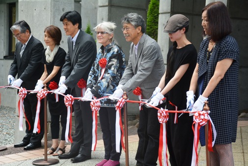 Ribbon Cutting Anne Noble 2015