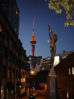 Unknown; Statue reaches the Sky Tower; Top of Lorne St March 2007