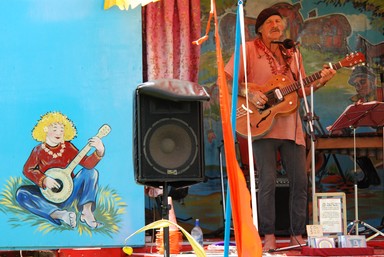 Paras Kumar;Life is music, play on...; taken at the Gypsy Fair, Potters Park, Balmoral