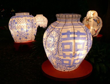 Cynthia Hsu;Beautiful Oriental Porcelains;Lantern Festival at Albert Park (shot 95 pics)