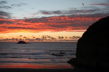 Martin Clapshaw;Maori Bay;Summer sunset