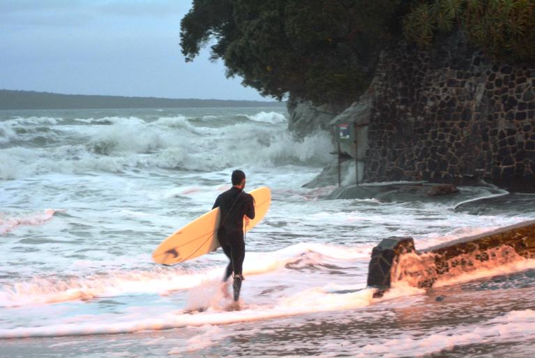 JD; Stormy surf Takapuna Beach