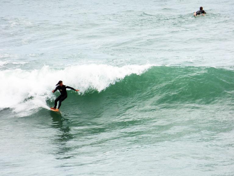 Kerri Walker;surfer style;Muriwai surfier