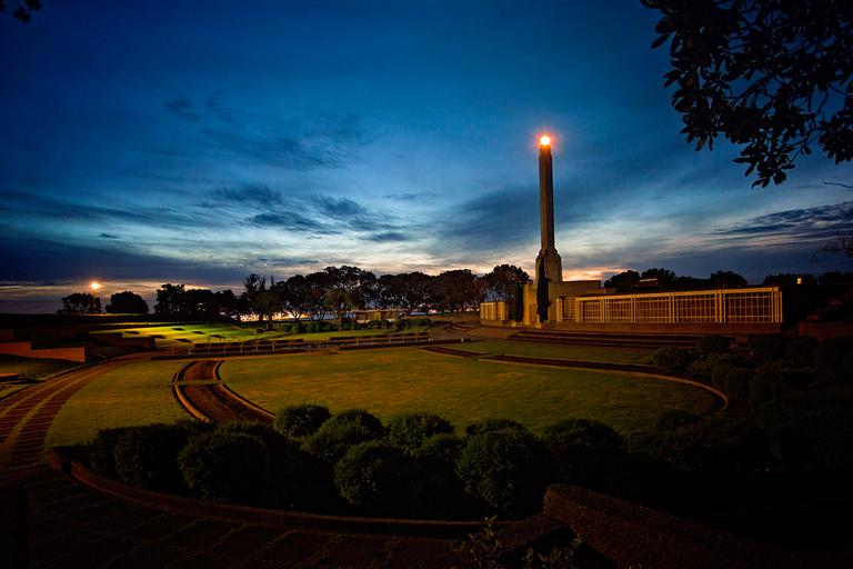 Jing Teng;Memorial Park;Just after sunset
