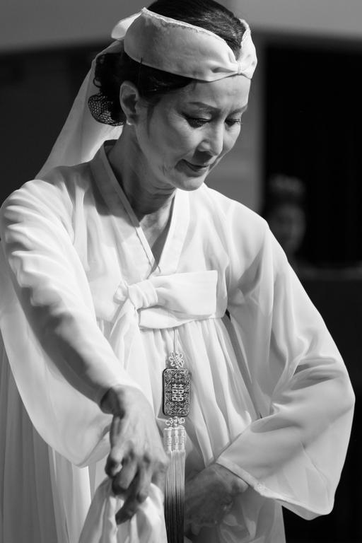 Aaron Kang;Dance;Kookwon Korean Traditional Performing Arts Society Presentation