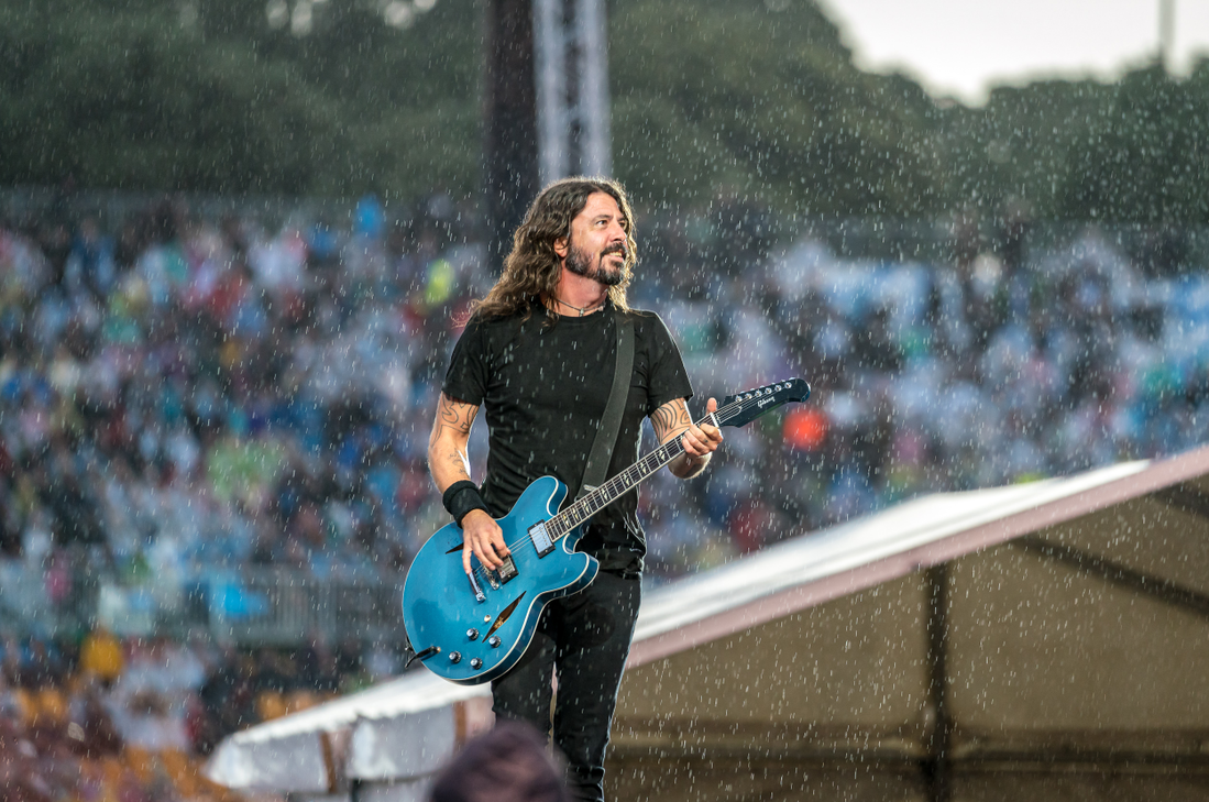 Dave Watson, Foo Fighters (Dave Grohl) performing at Mt Smart Stadium, 2018