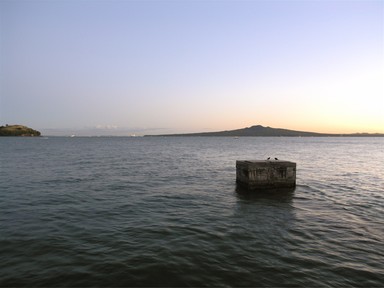 Pat Coverdale; Rangitoto; Waiting for the Queen Mary 2