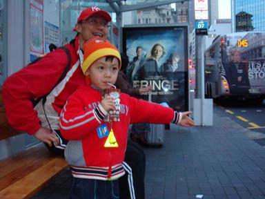 Janette Li; Here comes the City Circuit bus; This photo was taken at Britomart bus stop on 30 June 2009.