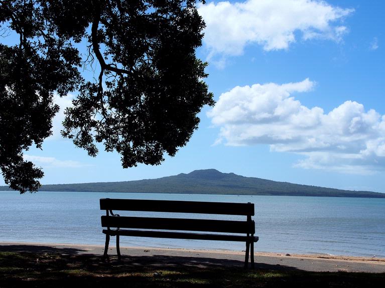 Julie Simpson; Take a Seat for Rangitoto