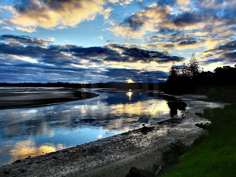 TONY GIBBS; Orewa Estuary; Surferdpix