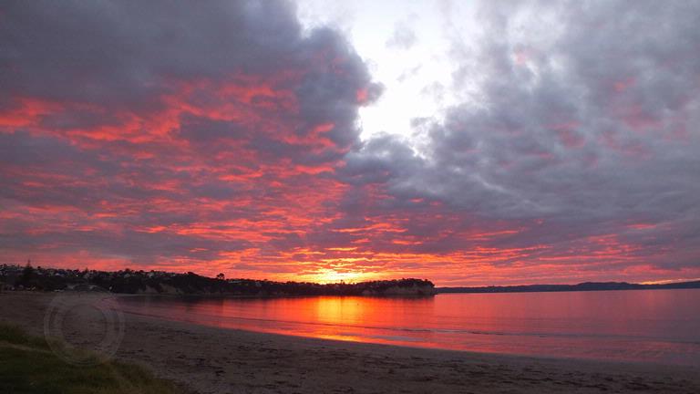 TONY GIBBS; Manly beach sunset; Surferdpix