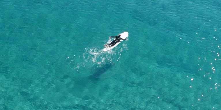 TONY GIBBS; Te Arai surfing; Surferdpix