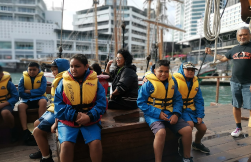 Angellynah; The Kids on the rocking boat;???