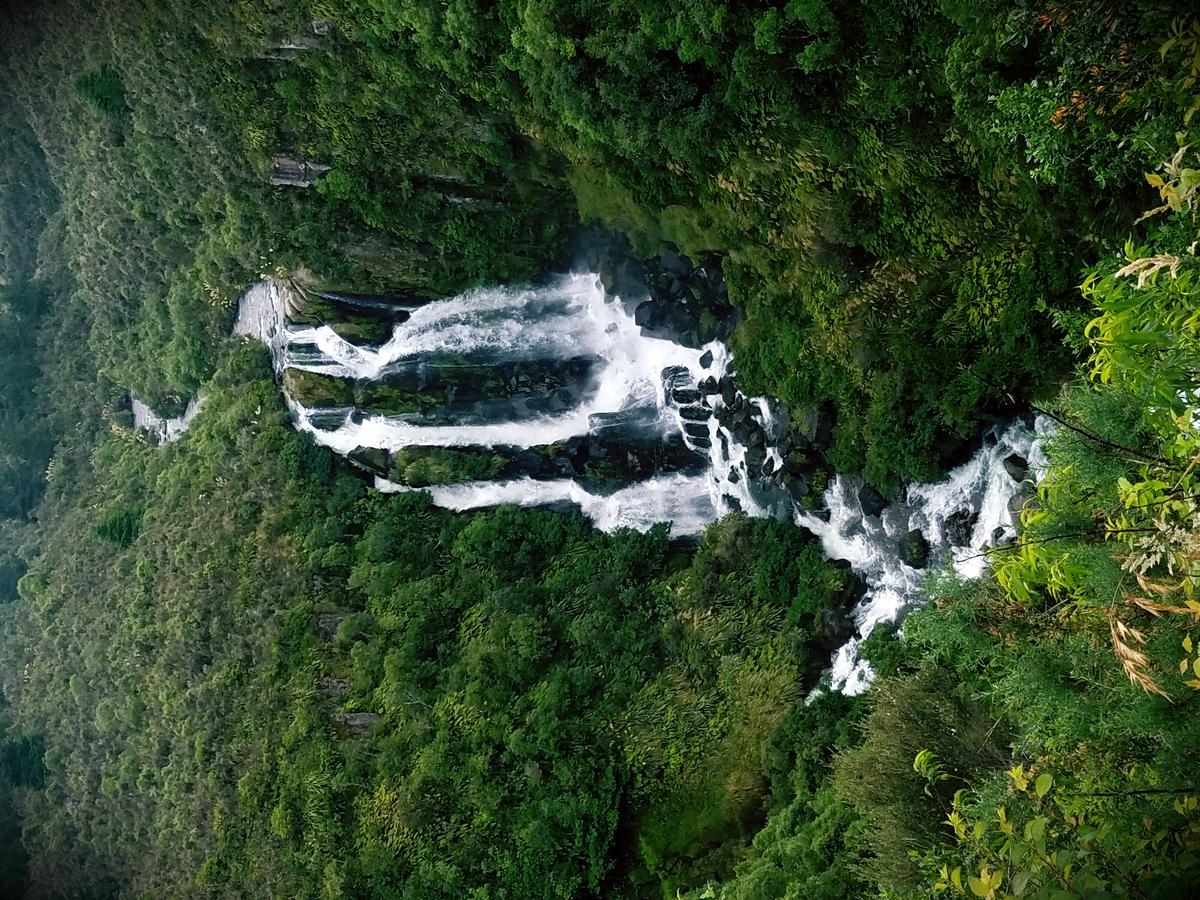 Luca Thys; Conservational Paradise; Captured from a viewpoint over the enrapturing landscape of New Zealand. The perspective of a travellers journey.