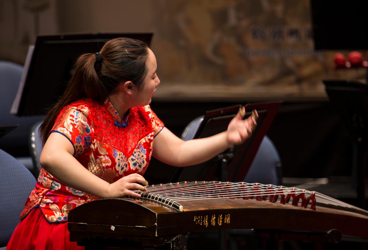 Lixia (Lisa) Wu; Dulcimer Player; 11/06/2016, 9pm, Music Concert in Auckland, perform by the orchestra from China