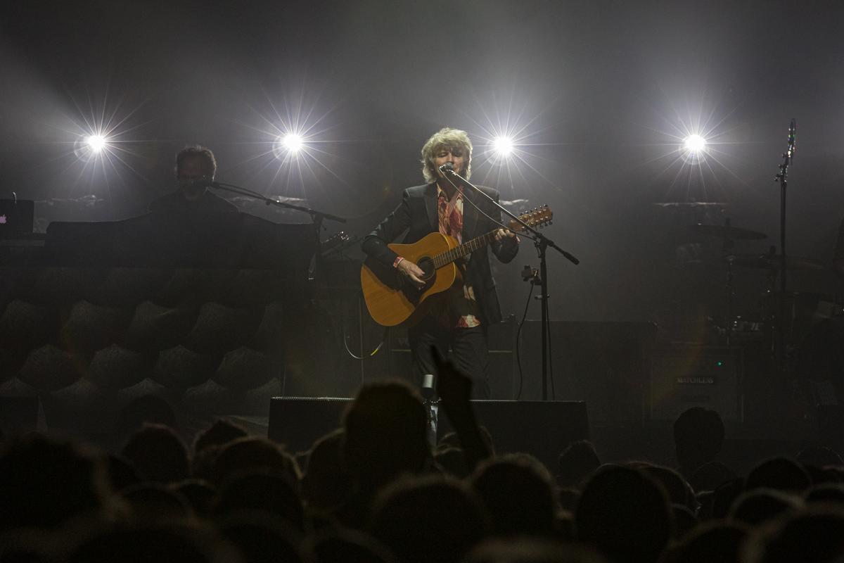 Stella Gardiner; Crowded House at TSB Arena in Wellington.;A challenging shoot from the very back of TSB Arena.