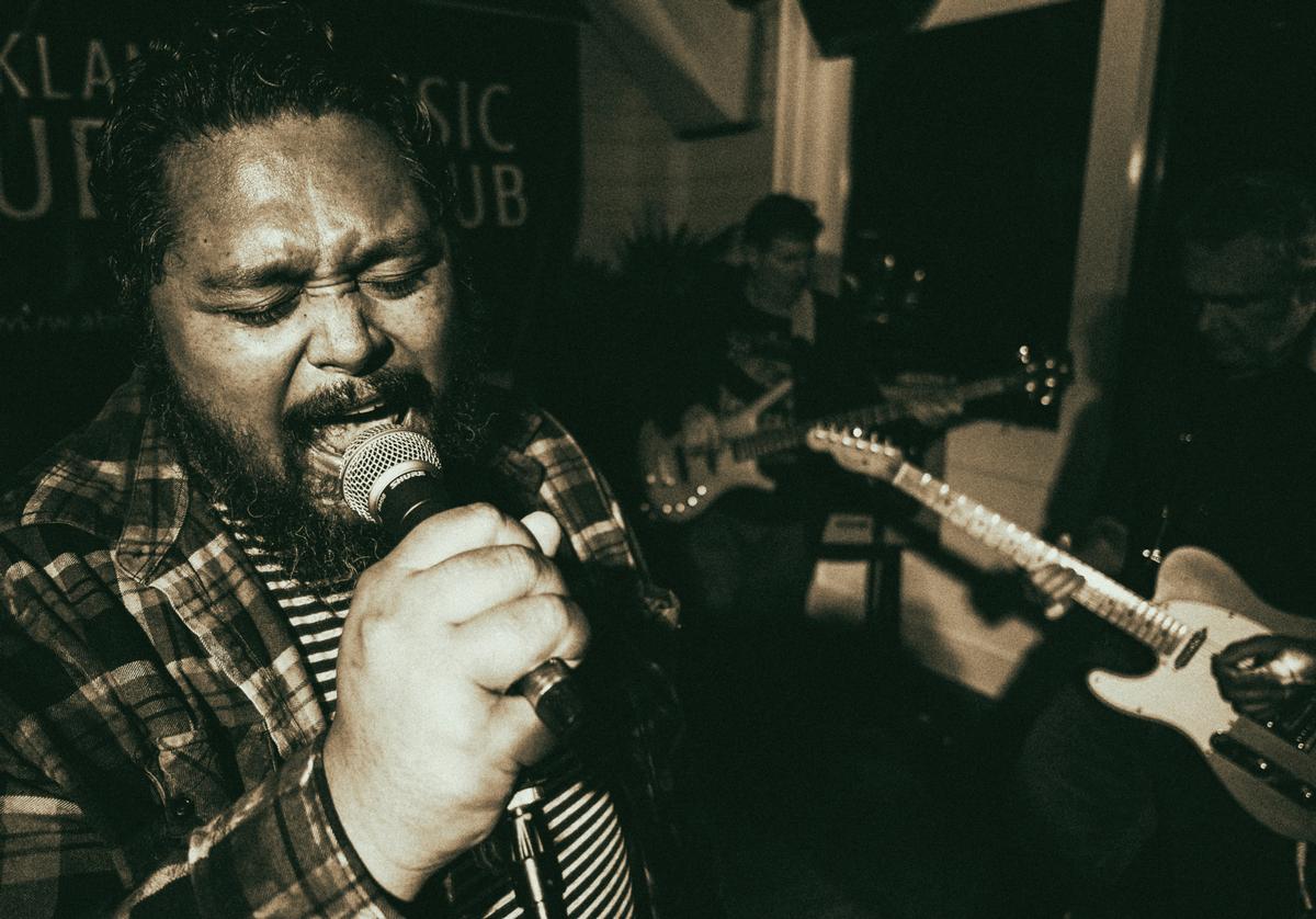 Sönke Dwenger; Stephen Tauaniga. Blues Session. Auckland Blues Music Club (ABMC).