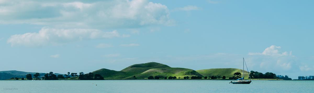 Samuel Zhou;Browns Island;Photo taken at Karaka Bay.
