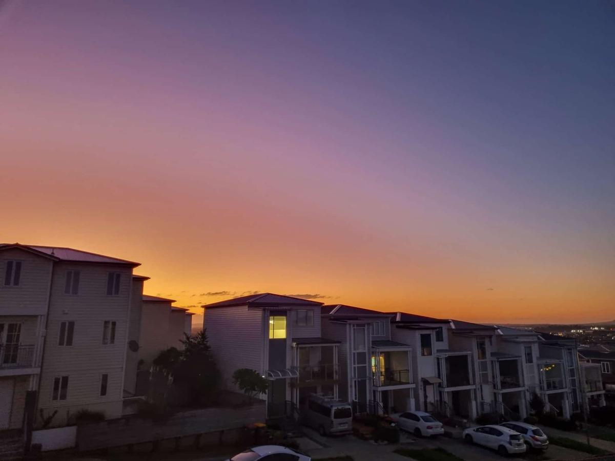 Athena Whitebooi;Another Sunset photo