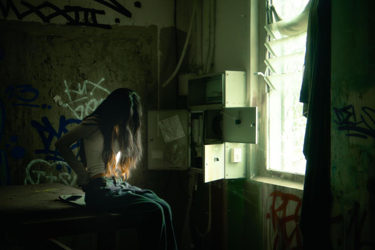 Lucas Lin;Poison sun;29/03/25. A soft curious figure sits pondering while being bathed in filtered foggy sunlight.