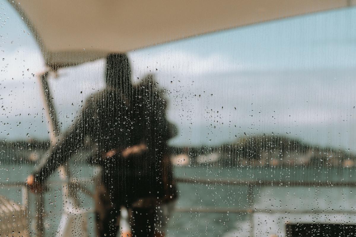 Joel Potter;Through the Looking Glass