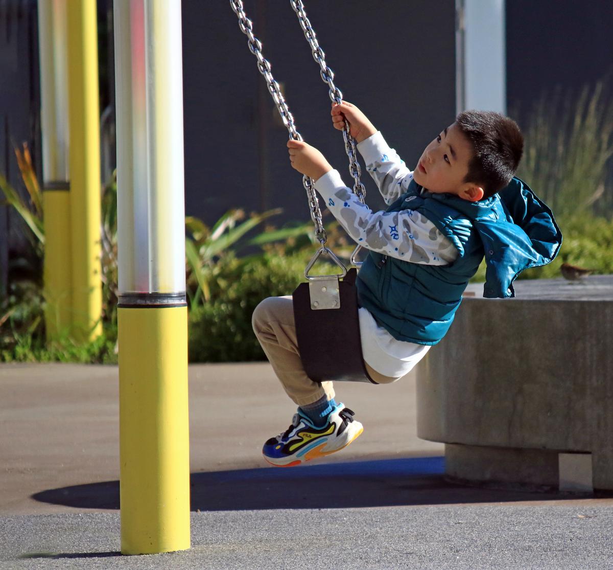 Kirsten Reid;JUST SWINGIN'