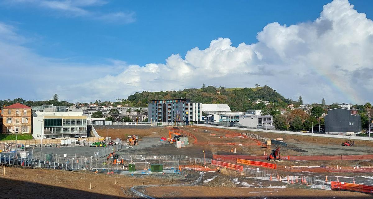Hayley Smith;Changing face of Maungawhau