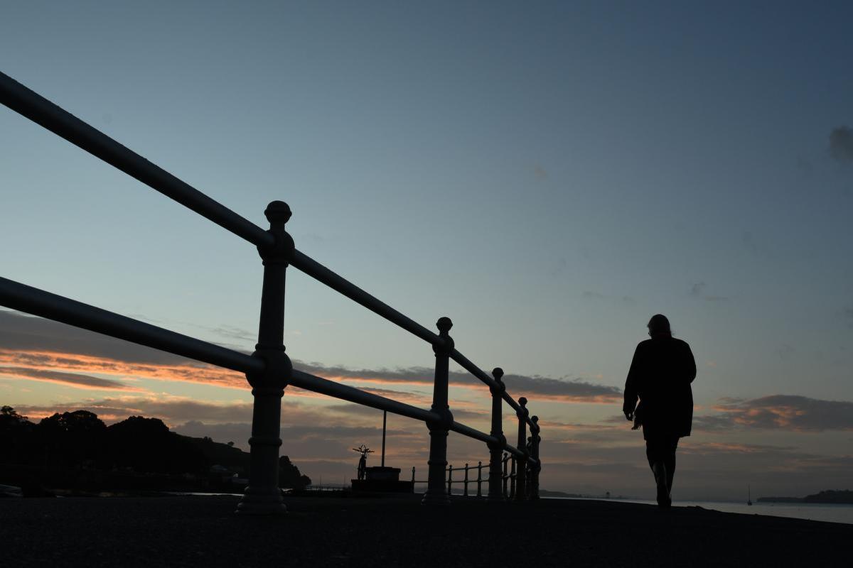 Goina Thedinga;Devonport dawn