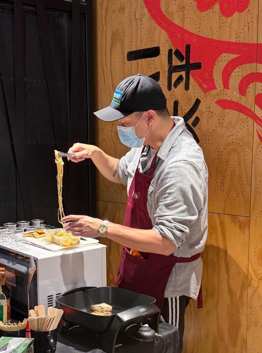 LYNN CLAYTON; Food Demo Westfield Mall Newmarket