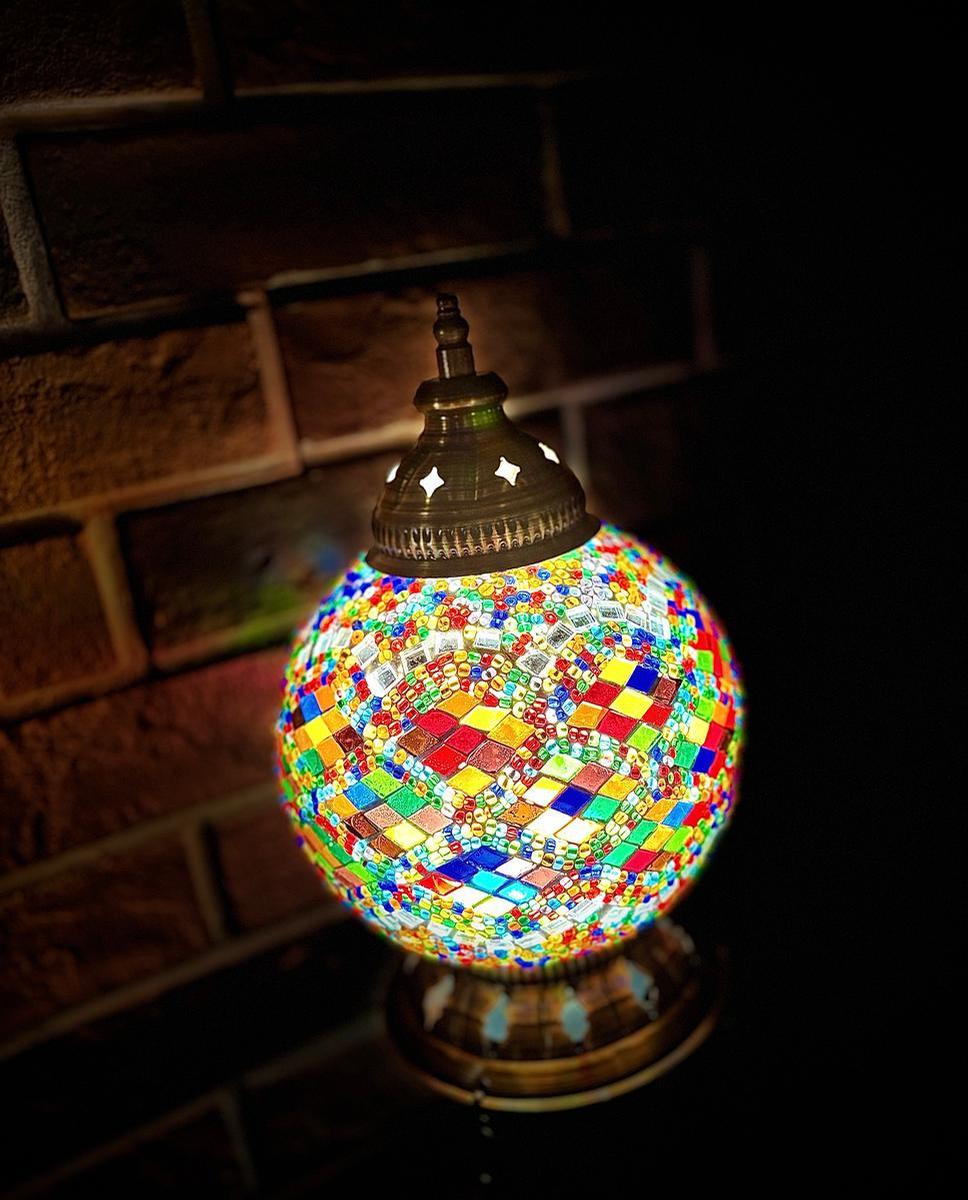 Sophia Wansbrough;A Colourful World